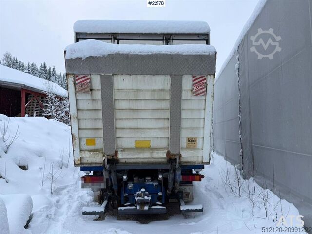 Châssis avec cabine MAN 26.414 chassis med 2 vekselflak – girkasse skiftet