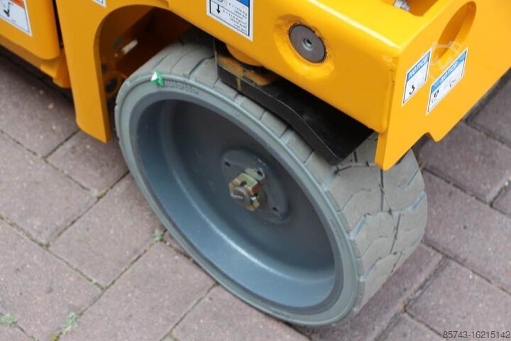 Schaarlift Haulotte Compact 8 Valid inspection, *Guarantee! Electric,