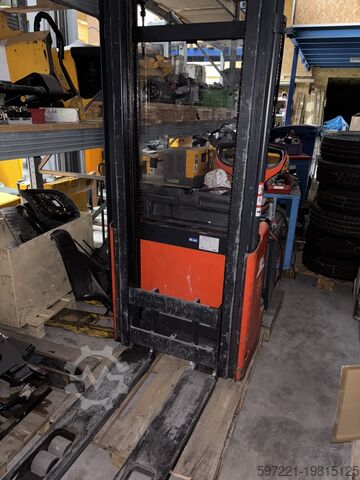 Палетни слагачи Linde L10 defekt