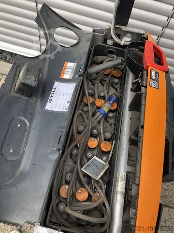 Elektrische Niederhubwagen Still EXU16 mit Waage