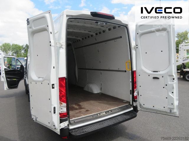 Komercijalno vozilo sa visokim krovom IVECO 35S16V