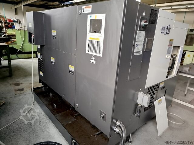CNC eszterga Okuma GENOS L2000-e