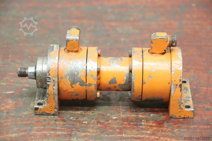 Hydraulisk cylinder unbekannt Hub 53 mm