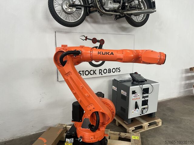 Industriella robotar KUKA KR 30 R2100 / SEL KRC5 NEU