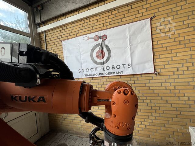 Robot przemysłowy KUKA KR300 R2500 ULTRA KRC4