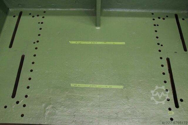 Upínací držák s T-drážkami unbekannt 1667/1000/H1400 mm