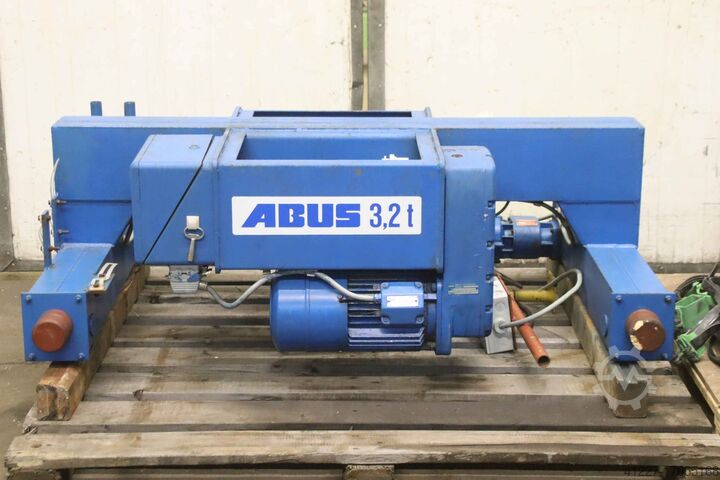 Crane chassis with electric wire rope hoist 3.2 to Abus GM1032FD
