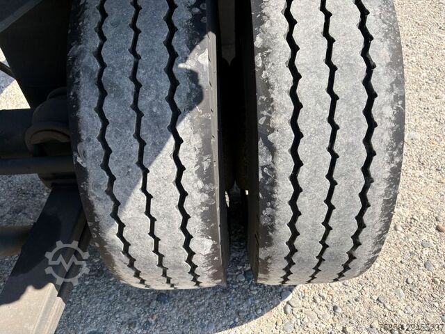 ρυμουλκούμενο εναλλάξιμου σασί SOMMER Verzinkte BDF Lafette 235/75R17,5 BPW