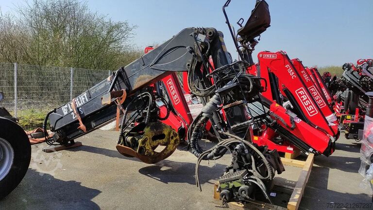 Holztransporter Diversen LADEKRAN LOGLIFT F251S 80A LADEKRAN LOGLIFT F25...