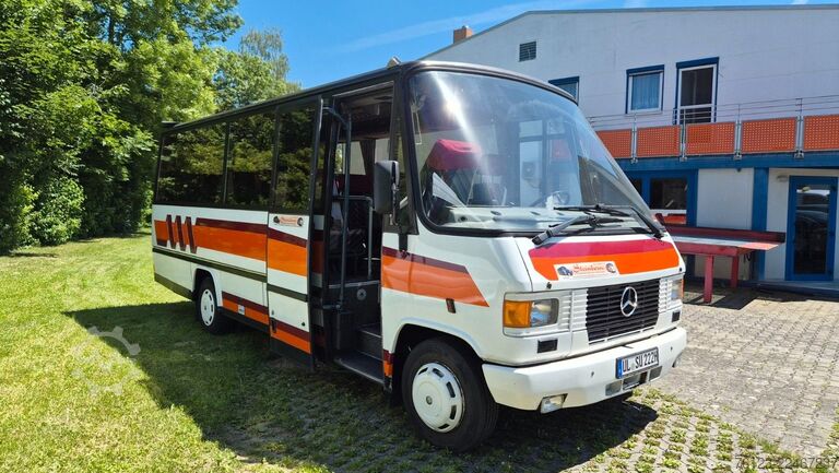 Minibus MERCEDES-BENZ Ernst Auwärter Teamstar Vario 814 H Kennzeichen