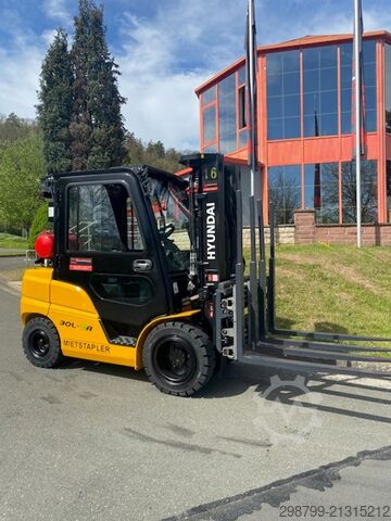 LPG gaffeltrucks Hyundai 30L-9A