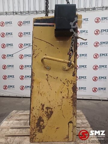 Motorhjelm Caterpillar Occ grille D6M Caterpillar