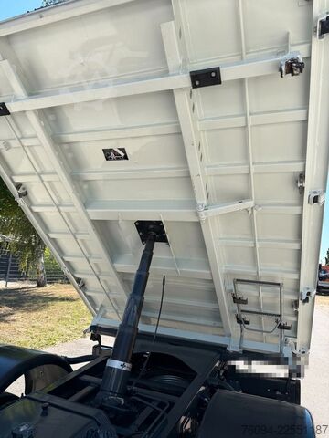 Tipper van IVECO Daily 72-180 Meiller Kipper Kran 10m FUNK AHK