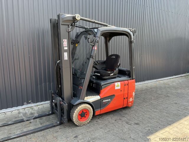 Stivuitor electric cu 3 roți Linde E16-02
