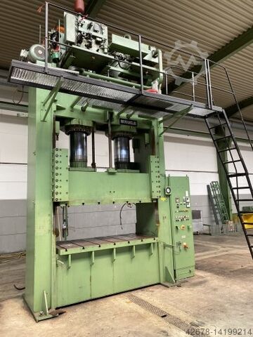 Hydraulische polyesterharspers BUERKLE HDO 630