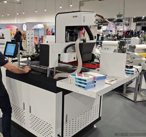 Imprimantă pentru marginea cărților / Mașină de tăiere color pentru margini RobotJet HK-SP1200WA-BH
