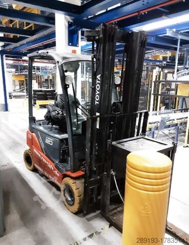 Hochhubwagen Toyota Traigo 48-8FBM20T Elektro 2t