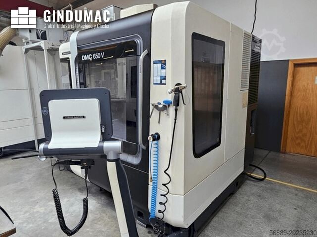 Centru de prelucrare verticală DMG MORI DMC 650V