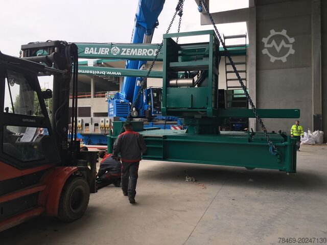 Omlastningsgrävmaskin / Tungkraftkran Baljer & Zembrod OBX V-8