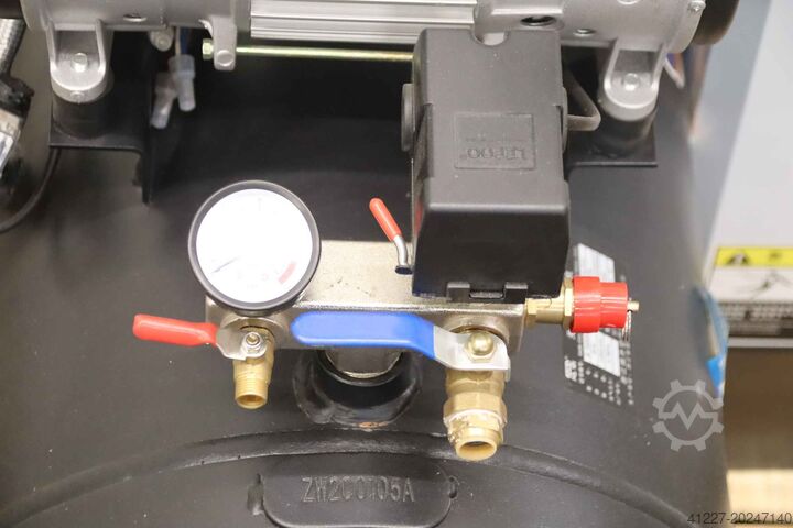 Compressor 520 l/min met droger JUBA JB 1500WX4  JB-10AC