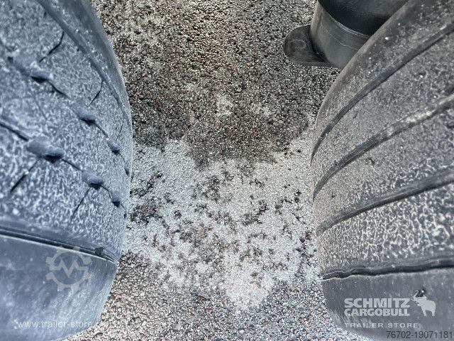 Auflieger mit Pritsche & Plane Schmitz Cargobull Curtainsider Standard