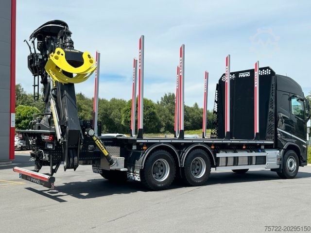 Camion forestier VOLVO FH 540 BL 6x4 Plattform Kran TAJFUN LIV L150Z96