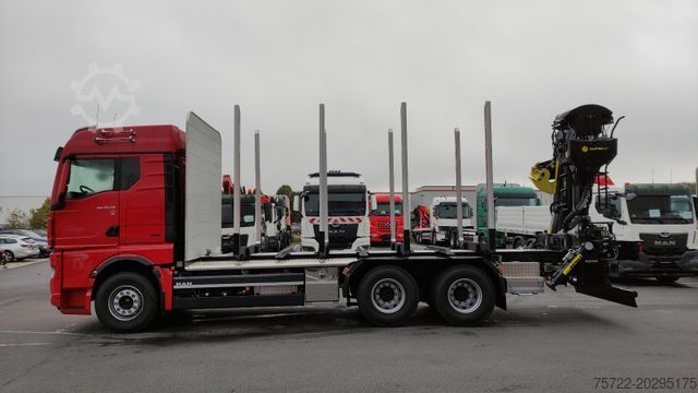 Holztransporter LKW MAN TGX 33.510 6x4 BL/KRAN TAJFUN LIV ODER EPSILON