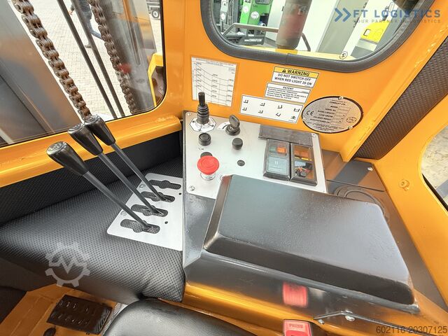 Empilhadeira de quatro direções Combilift C4000 DIESEL DUPLEX-4100 FORK-POSITIONER