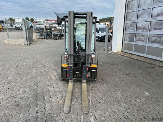 Heftruck Jungheinrich EFG 215 / Triplex: 4.25m! / SS / 1.573h / 2024