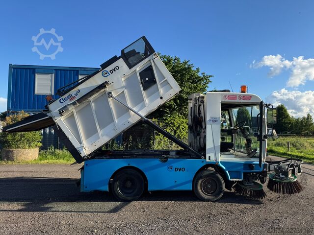 Veegmachine Schmidt Compact 400