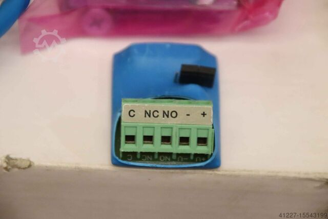 Säkerhetsbrytare Ythållande magnet BSW EF150UPCTC