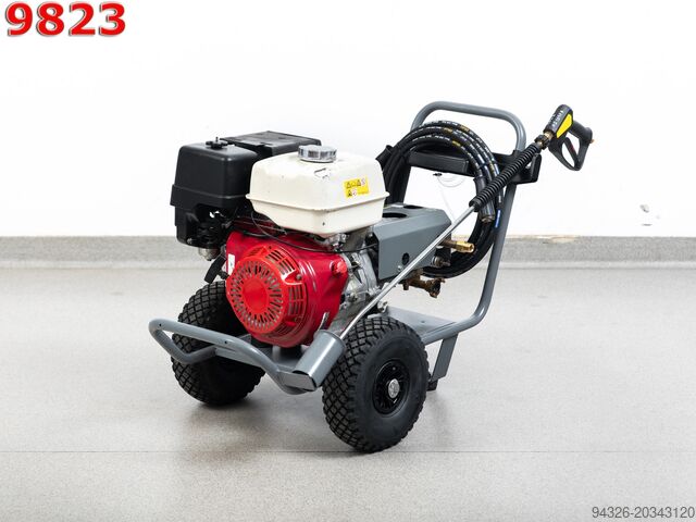 Kärcher HD 1050 B hogedrukreiniger Kärcher HD 1050 B HONDA GX 390 - 200bar - 930l/h