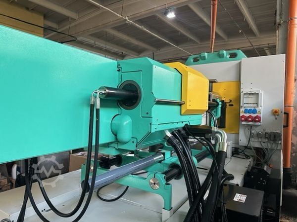Injection molding machine Arburg 1500T 3200-1300 e²