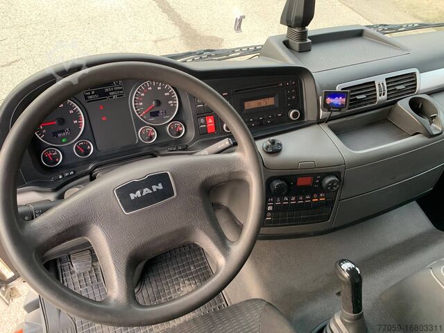 Teherautó platóval és ponyvával MAN TGM 15.250 4x2 BL+LBW *2.Pieces in stock