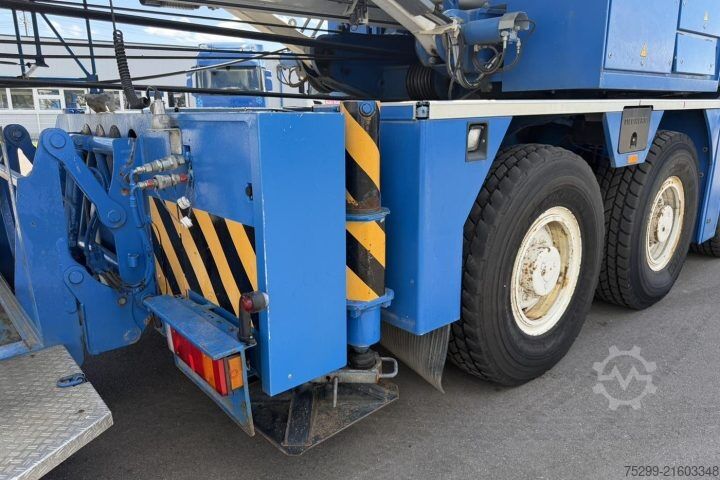 Truck mounted crane Liebherr MK100-UMK500 Mobilbaukran / Swiss-Vehicle