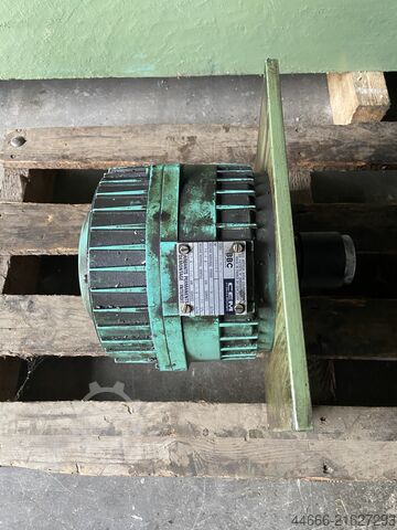 Feed motor MAHO 800 P