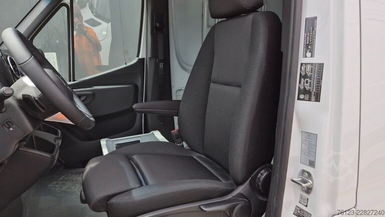High top van MERCEDES-BENZ Sprinter III Kasten  519 CDI RWD 4x 4 Allrad