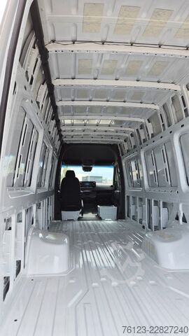 High top van MERCEDES-BENZ Sprinter III Kasten  519 CDI RWD 4x 4 Allrad