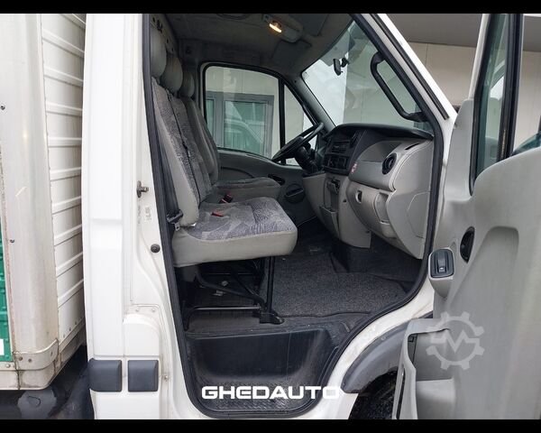 Aangepaste bestelwagen RENAULT MASCOTT 180.65 - MASCOTT 180.65