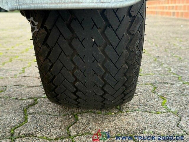 Anhänger  TRILO VANMAC SU60 Laubsauger & 20 PS HONDA Motor