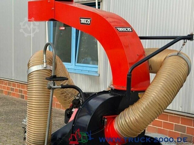 Pótkocsi TRILO VANMAC SU60 Laubsauger & 20 PS HONDA Motor