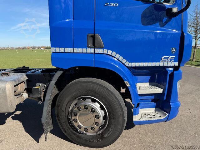 Chassis with cab DAF CF 250 CF 230.18 CHASSIC CABINE.