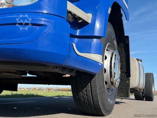 Chassis with cab DAF CF 250 CF 230.18 CHASSIC CABINE.