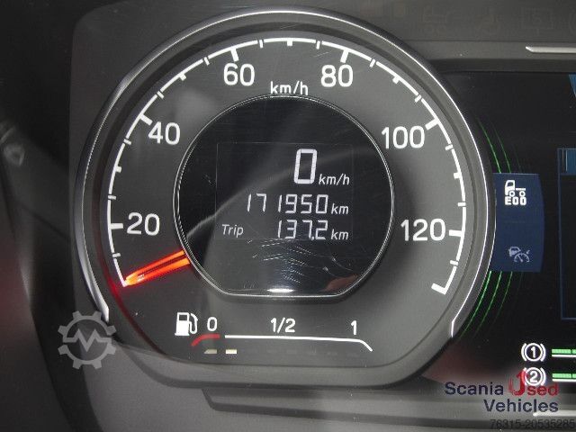 Standaard trekker Scania R 460 NA - HIGHLINE - 2x TANKs - ACC -