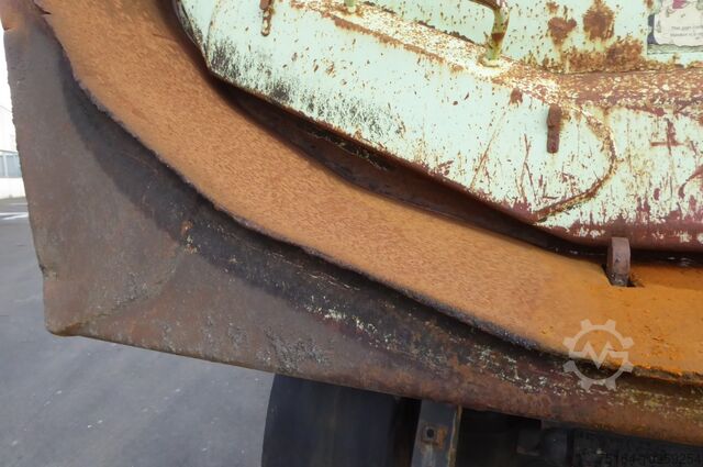 Autocarro con cassone ribaltab Carnehl CHKS/HH Stahlrundmulde