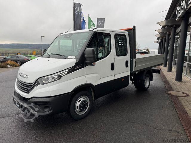 Plattformsskåpbil dubbelhytt Iveco Daily 35C21 HA8 3.0L DoKa *Automatik*R3.450mm*