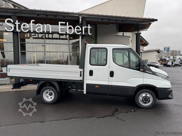 Plattformsskåpbil dubbelhytt Iveco Daily 35C21 HA8 3.0L DoKa *Automatik*R3.450mm*