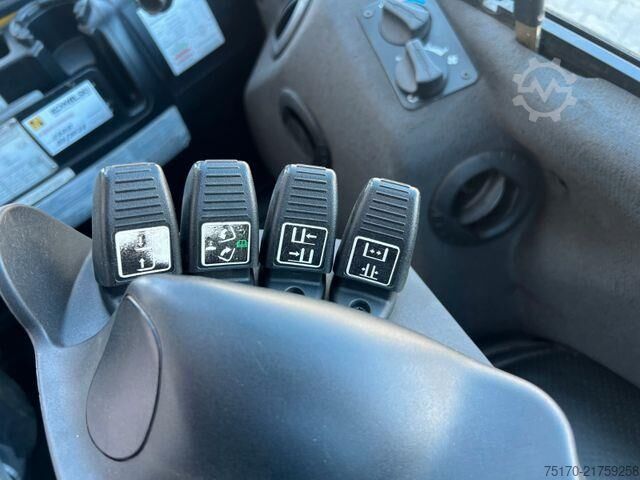 Gaffeltruck Hyster H4.0 FT6 / Verstellgerät / HH:4.42m / nur 1.152h