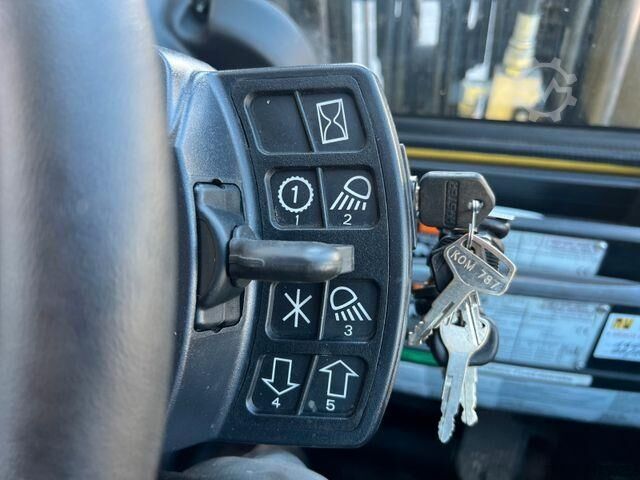 Gaffeltruck Hyster H4.0 FT6 / Verstellgerät / HH:4.42m / nur 1.152h