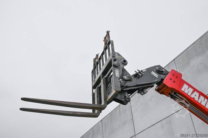 Teleskoplastare Manitou MT 732